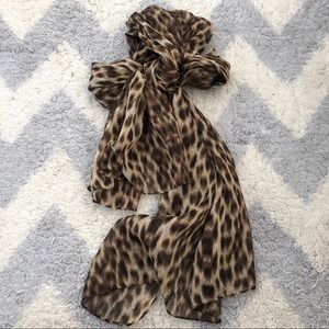 Mango animal print scarf